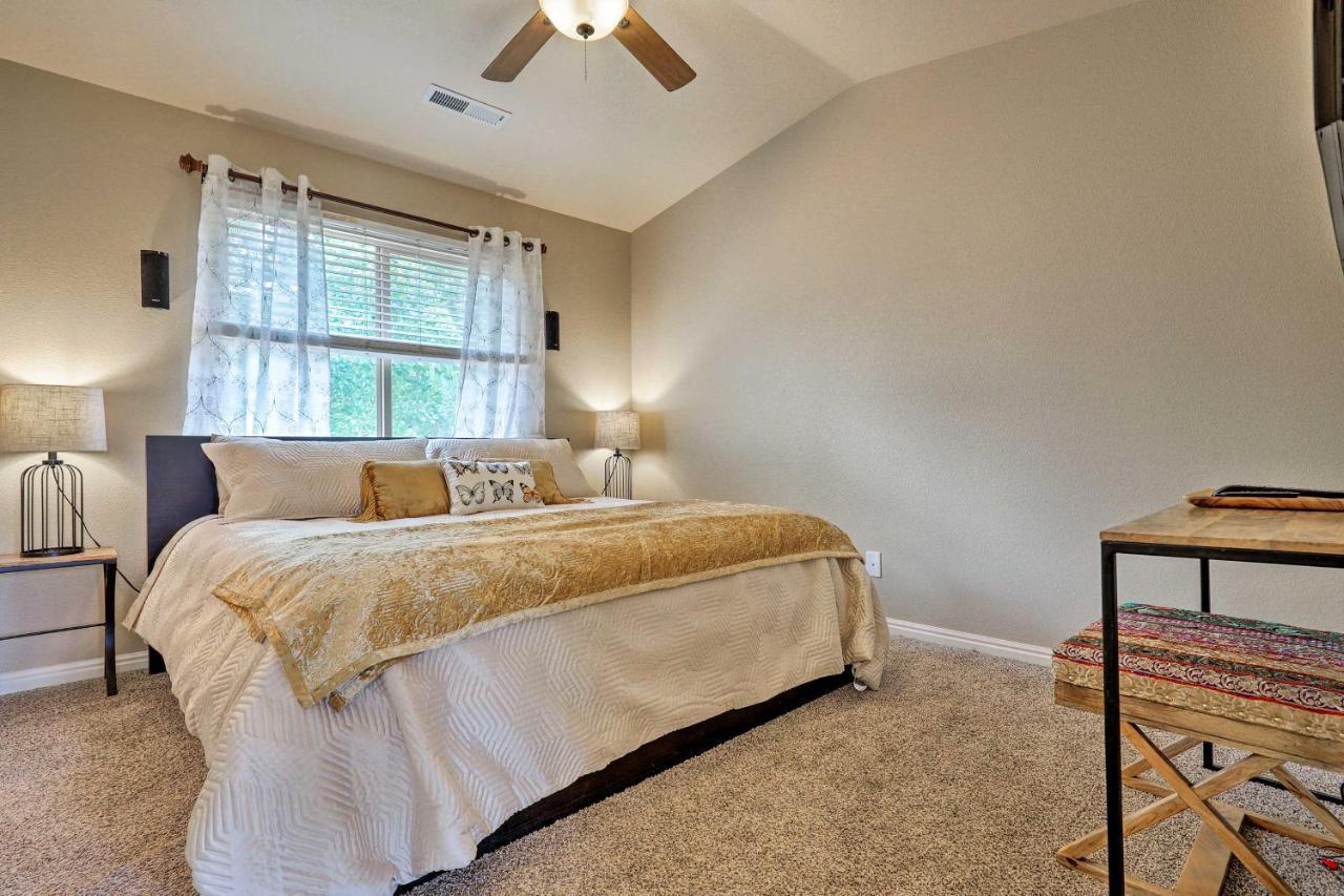 Lovely In Dwtn, 30 Mi To Zion Np! Apartment *